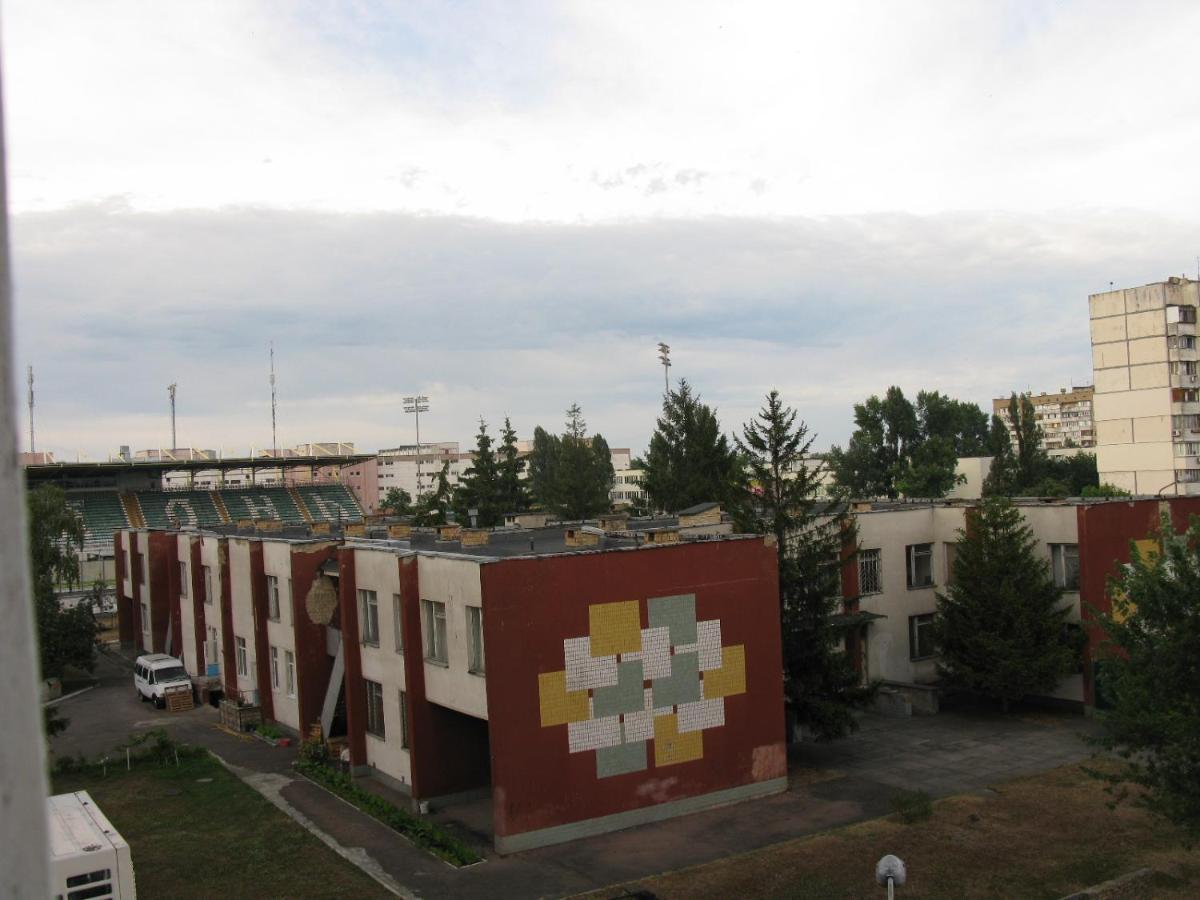 Двухкомнатная На Оболоне Kiev Exterior foto